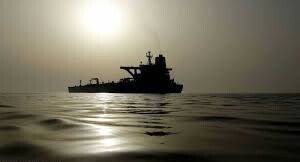 Греческий министр подчеркивает опасность несанкционированных нефтяных танкеров в Средиземном море